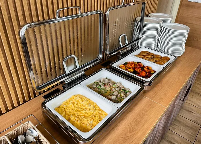 Отель Eureka 3*