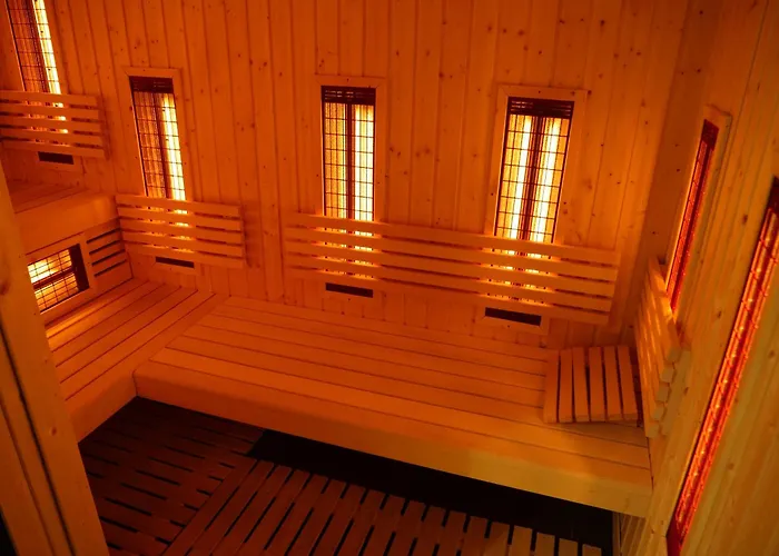 Готель Eureka 3*